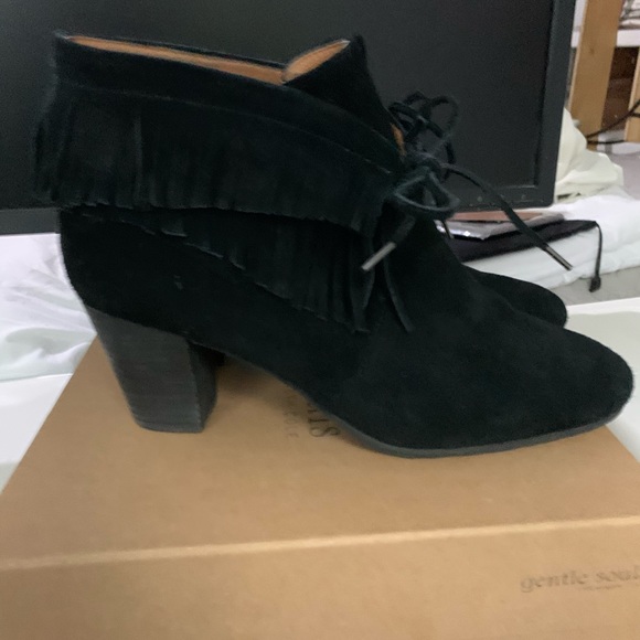 Gentle Souls fringed bootie, 9.5 - Picture 3 of 4
